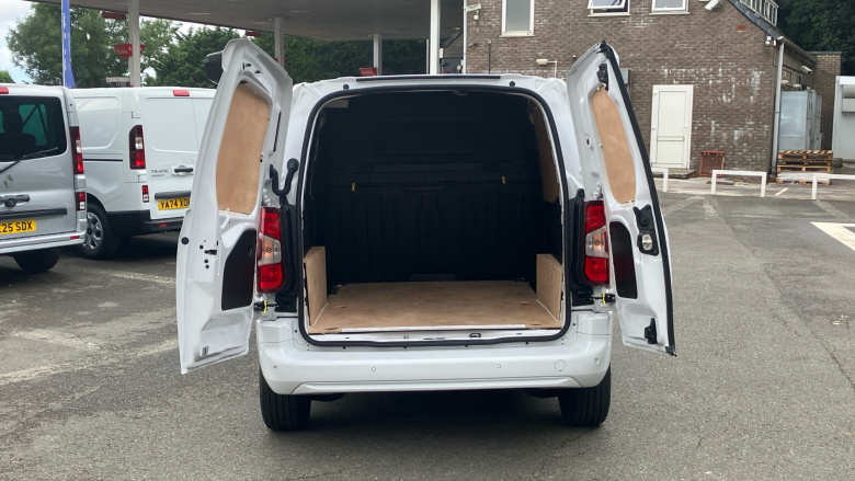 Peugeot Partner Standard Diesel 1.5 BlueHDi 100 Asphalt Van